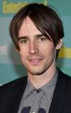 Reeve Carney