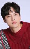 Yoon Sun-Woo
