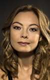 Özge Özder