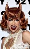 Yvie Oddly
