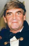 Derek Nimmo