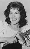 Zohra Lampert