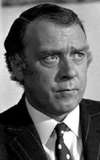 Freddie Jones