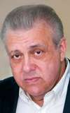 Vic Polizos