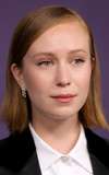 Hannah Einbinder