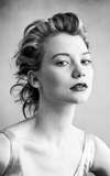 Mia Wasikowska