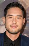 Raymond Lee