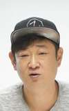 Shin Yong Hwi