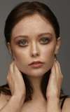 Suzanna Son
