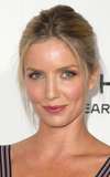 Annabelle Wallis