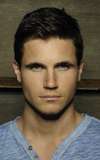 Robbie Amell