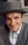 Leonard Barr
