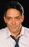 Raúl Juliá