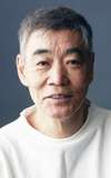 Akira Emoto