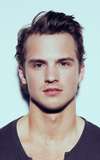 Freddie Stroma