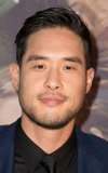 Raymond Lee