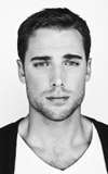 Dustin Milligan
