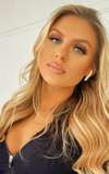 Chloe Burrows