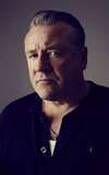 Ray Winstone