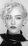 Julia Garner