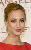 Nora Arnezeder