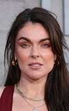 Serinda Swan