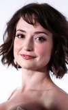 Milana Vayntrub